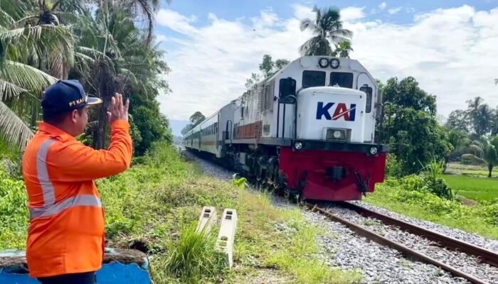 Jelang Lebaran 2026, KAI Divre II Sumbar Gelar Cek Lintas Jalur Kereta Api